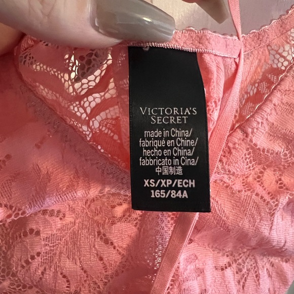 NWOT Victoria’s Secret Lace Bodysuit XS - Picture 5 of 5
